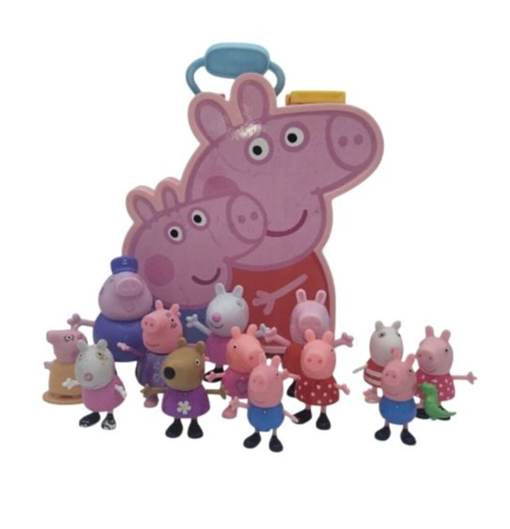 Peppa Pig Carry Along Case & 13 Figure Lot George Suzy Danny Zebra Granddad Dog